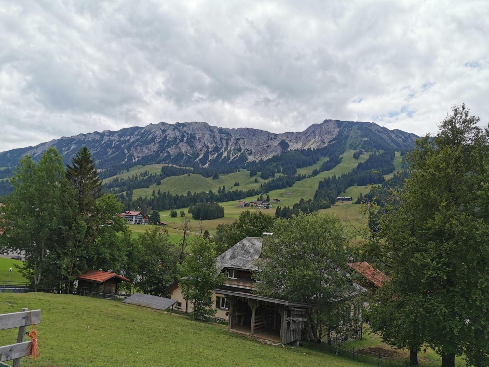 Konstanzer Bergblick Mit Wintergarten 오버스타우펜 외부 사진